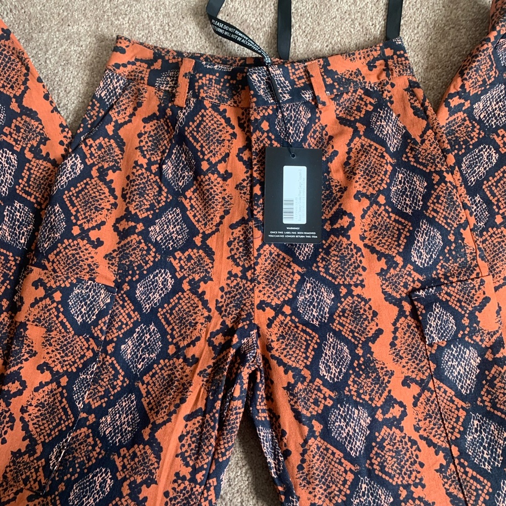 PLT CARGOS - Picture 4 of 5